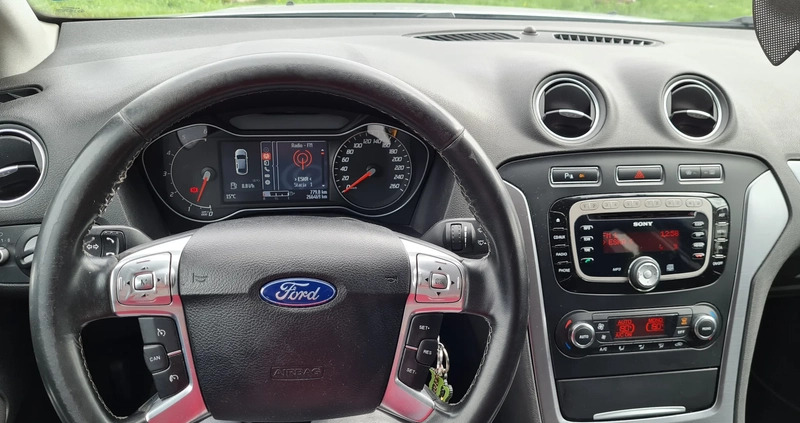 Ford Mondeo cena 23000 przebieg: 266463, rok produkcji 2011 z Wrocław małe 232
